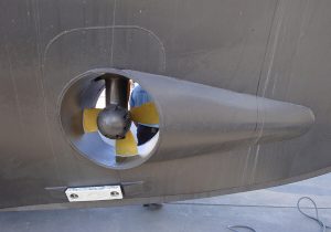 Tunnel bow thruster installation 2